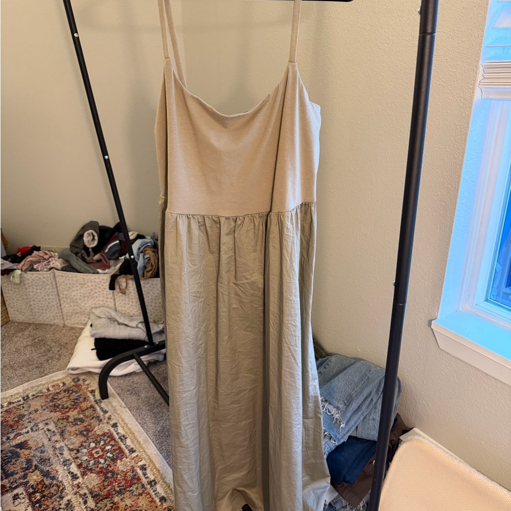 Old Navy Green Midi Dress